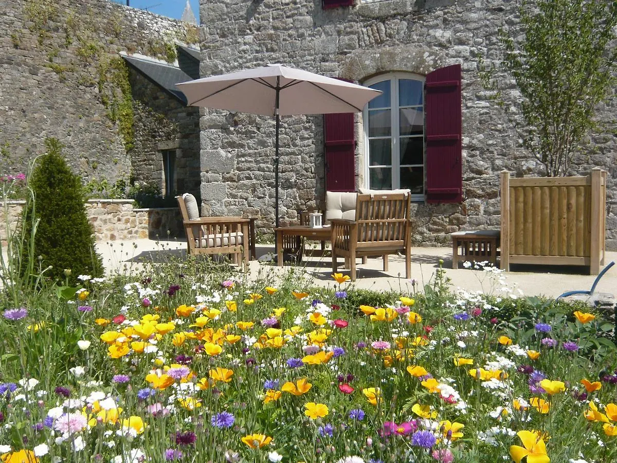 Jardin Des Simples Hotel Mont-Dol 4*,  France